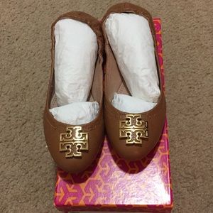 Tory Burch flat size 7